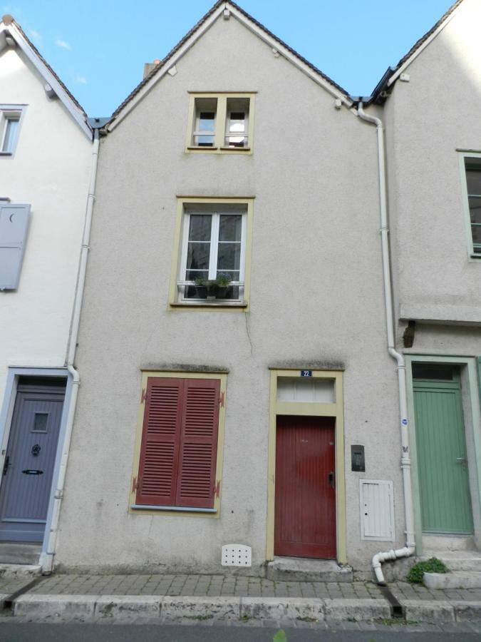 L Imprevu Apartment Chartres Bagian luar foto